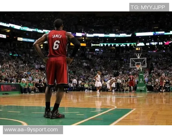 帕金斯谈哈斯勒姆替补生涯:坐在替补席上并非轻松之路